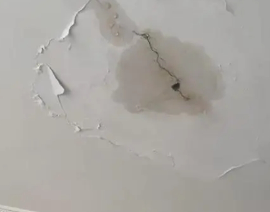 株洲市阳台漏水维修公司分享下屋面防水工程质量问题原因分析